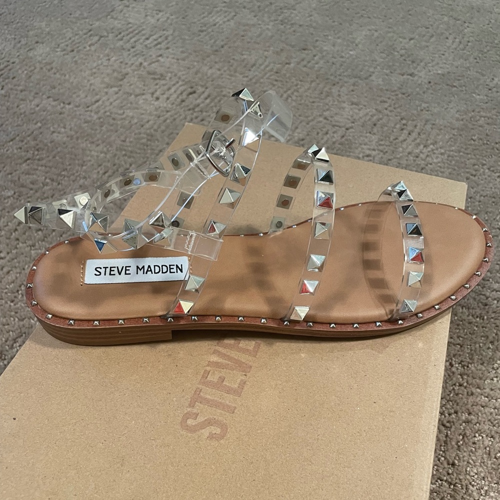Steve Madden Travel Sandal